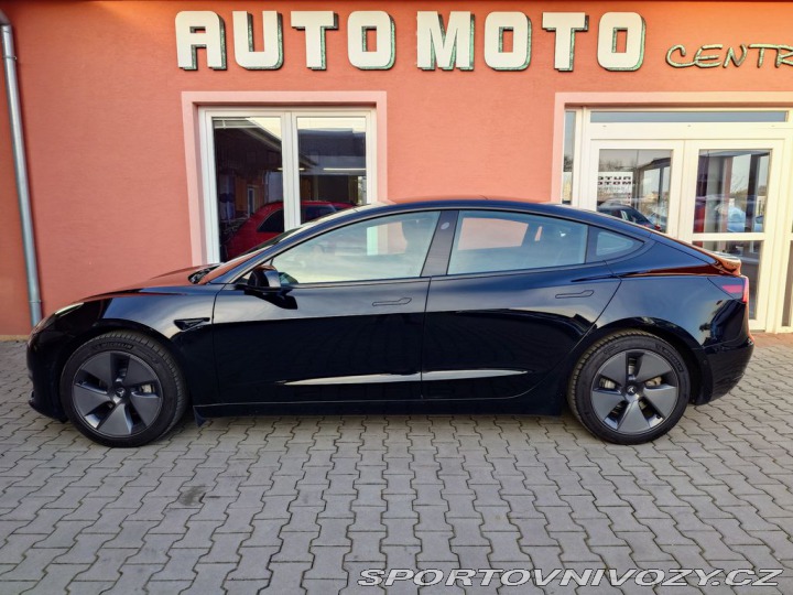 Tesla Model 3 PRODÁNO 2021