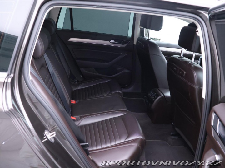 Volkswagen Ostatní modely Passat 2,0 BiTDI 176kW 4M Highli 2015