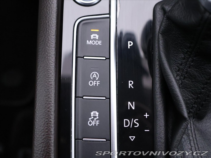 Volkswagen Ostatní modely Passat 2,0 BiTDI 176kW 4M Highli 2015