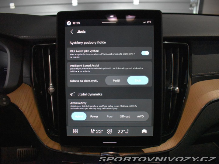 Volvo Ostatní modely XC60 2,0 T6 Ultra Dark 2026