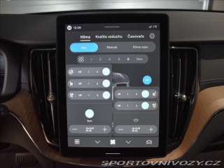 Volvo Ostatní modely XC60 2,0 T6 Ultra Dark 2026
