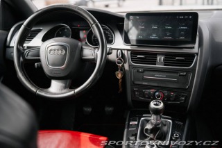 Audi A5 Cabriolet  2.0 TDi M6  /A 2010