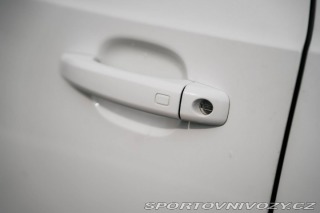 Audi A5 Cabriolet  2.0 TDi M6  /A 2010