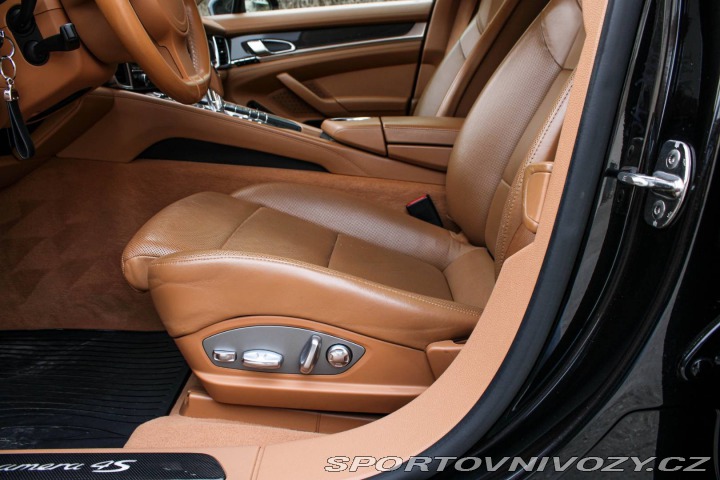 Porsche Panamera 4S 4.8 PDK 294kW / AJ NA 2010