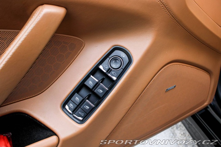 Porsche Panamera 4S 4.8 PDK 294kW / AJ NA 2010