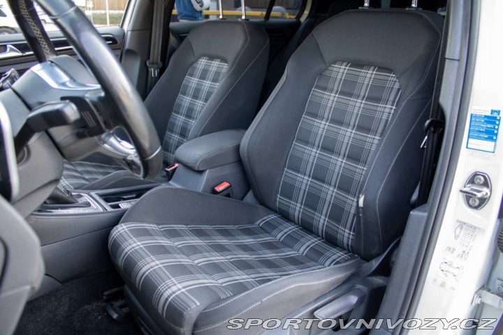 Volkswagen Golf 2.0 TDI GTD 135 kW DSG / 2016