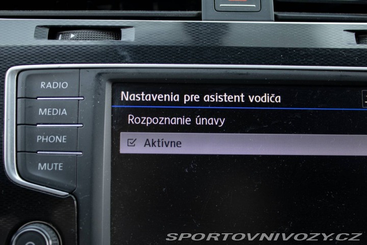 Volkswagen Golf 2.0 TDI GTD 135 kW DSG / 2016