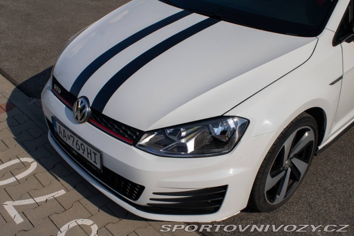 Volkswagen Golf 2.0 TDI GTD 135 kW DSG / 2016