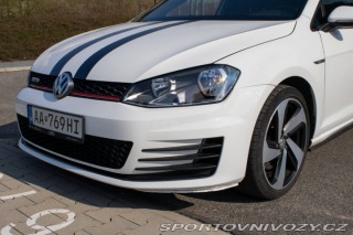 Volkswagen Golf 2.0 TDI GTD 135 kW DSG / 2016