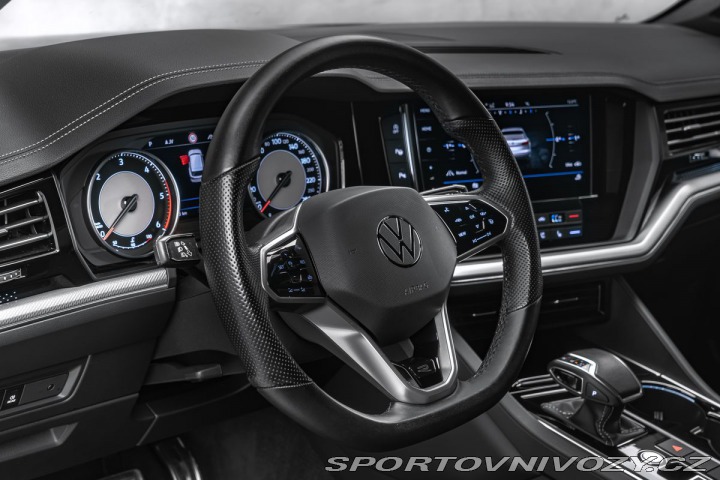 Volkswagen Ostatní modely Touareg R-line 4M Vzduch IQ Ergo 2022