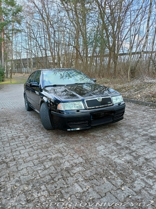 Škoda Octavia RS Sedan 2003