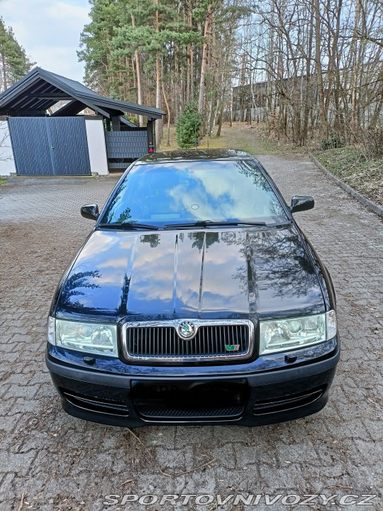 Škoda Octavia RS Sedan 2003