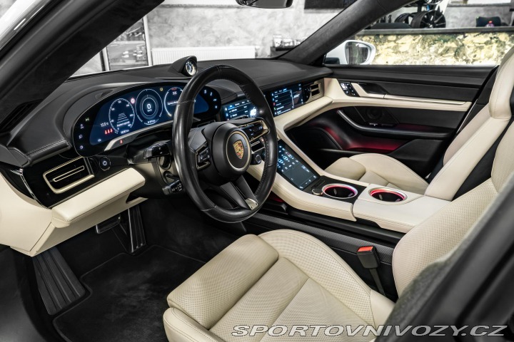 Porsche Taycan Turbo S PDCC/PCCB/360/PAN 2020