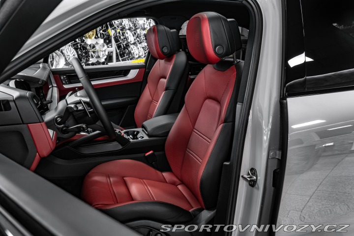 Porsche Cayenne E-Hybrid Coupe CHRONO/TV/ 2025