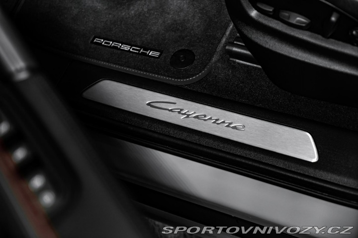 Porsche Cayenne E-Hybrid Coupe CHRONO/TV/ 2025