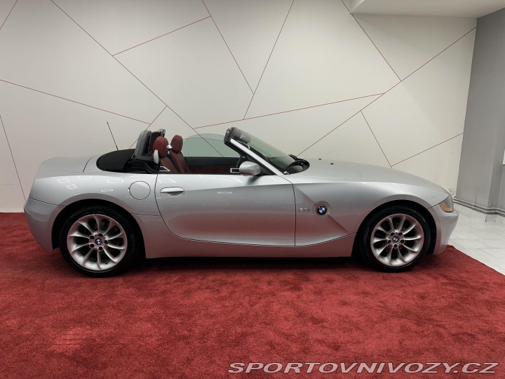 BMW Z4 2.2 HardTop*NAVI*KŮŽE*KOM 2004