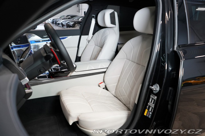 BMW 7 M760e*GRAN LUSSO*B&W* 2025