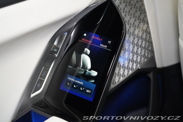 BMW 7 M760e*GRAN LUSSO*B&W* 2025