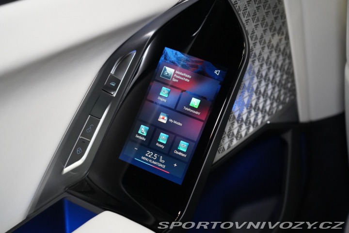 BMW 7 M760e*GRAN LUSSO*B&W* 2025