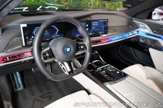 BMW 7 M760e*GRAN LUSSO*B&W* 2025