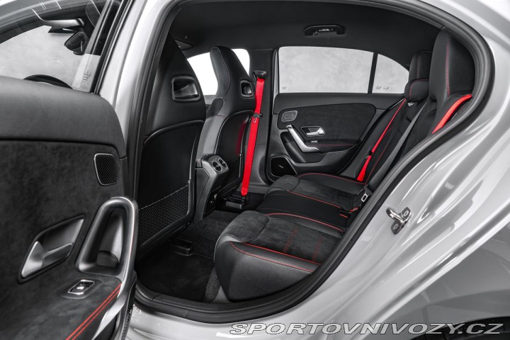 Mercedes-Benz A S AMG Plus 2025