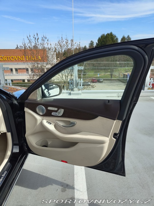 Mercedes-Benz C C 400 2016