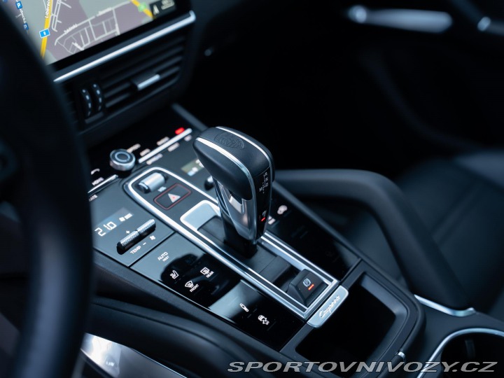 Porsche Cayenne Turbo 2019