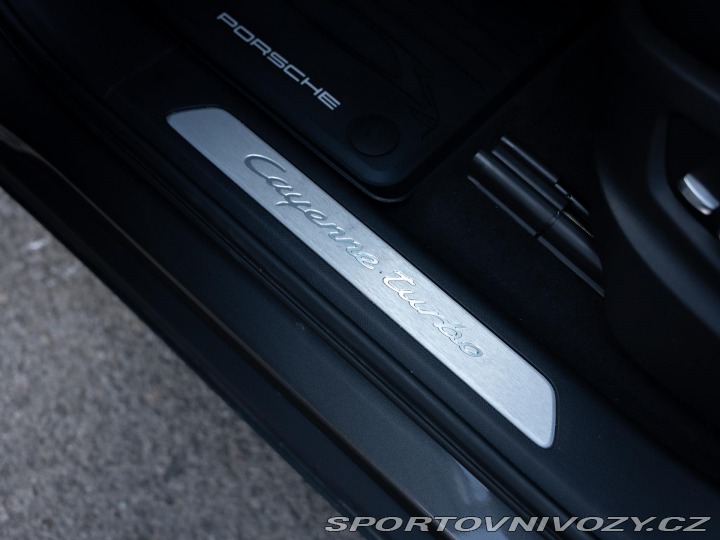 Porsche Cayenne Turbo 2019