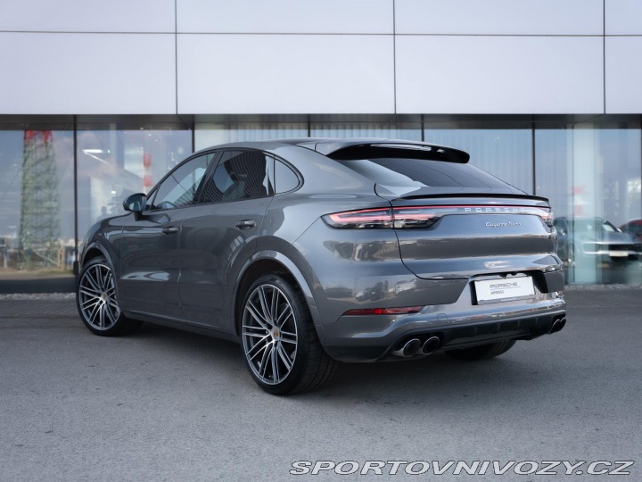 Porsche Cayenne Turbo 2019