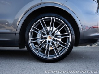 Porsche Cayenne Turbo 2019