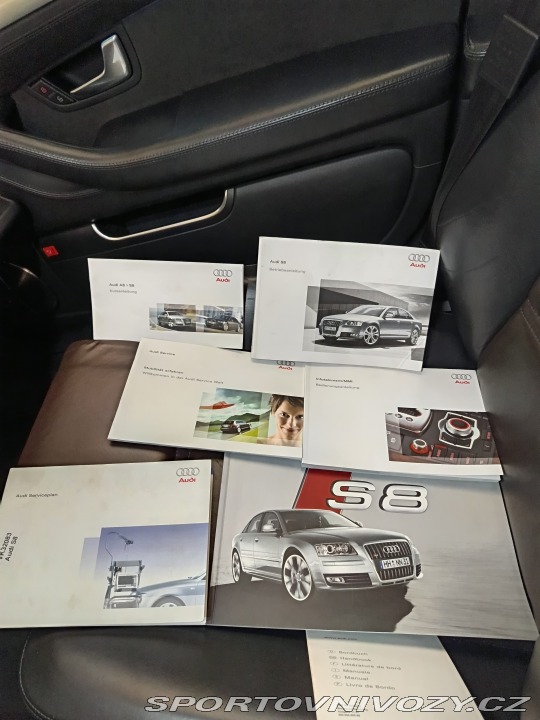 Audi S8  2008