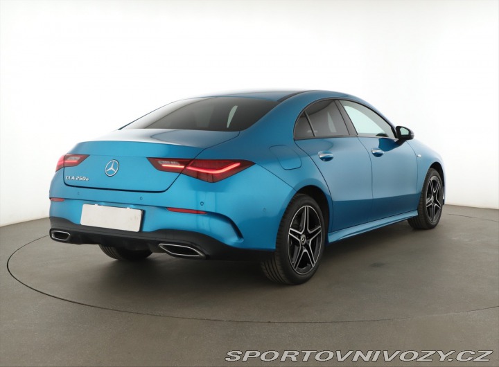 Mercedes-Benz CLA AMG 250 e 2025