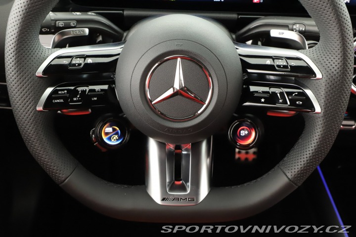 Mercedes-Benz Ostatní modely GLA AMG Line GLA 35 AMG 4MATI 2025