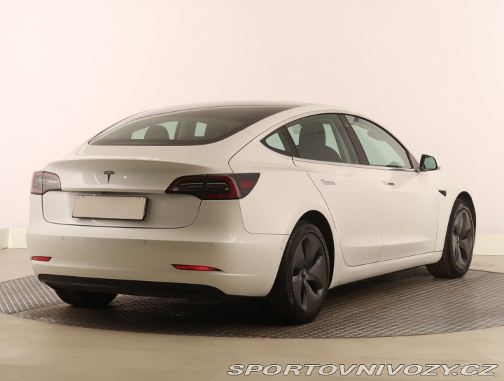 Tesla Model 3 Std Range Plus LFP 2020
