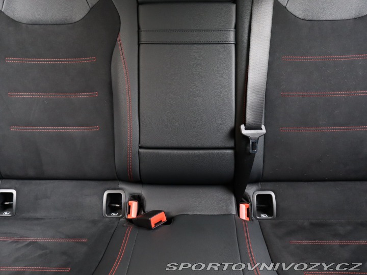 Mercedes-Benz CLA AMG Paket 200 2024