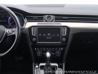Volkswagen Ostatní modely Passat Highline 2.0 BiTDI 2015