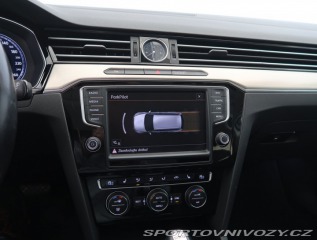 Volkswagen Ostatní modely Passat Highline 2.0 BiTDI 2015