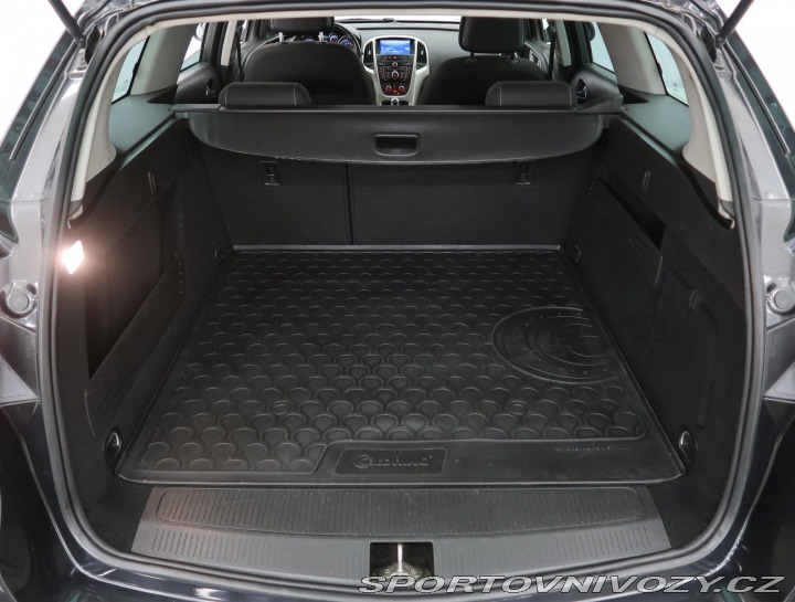 Opel Astra 2.0 CDTI 2011