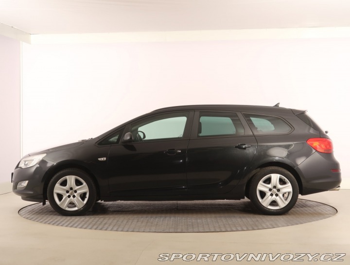 Opel Astra 2.0 CDTI 2011