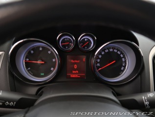 Opel Astra 2.0 CDTI 2011