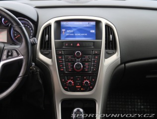 Opel Astra 2.0 CDTI 2011