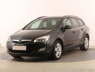 Opel Astra 2.0 CDTI 2011