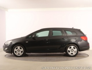 Opel Astra 2.0 CDTI 2011