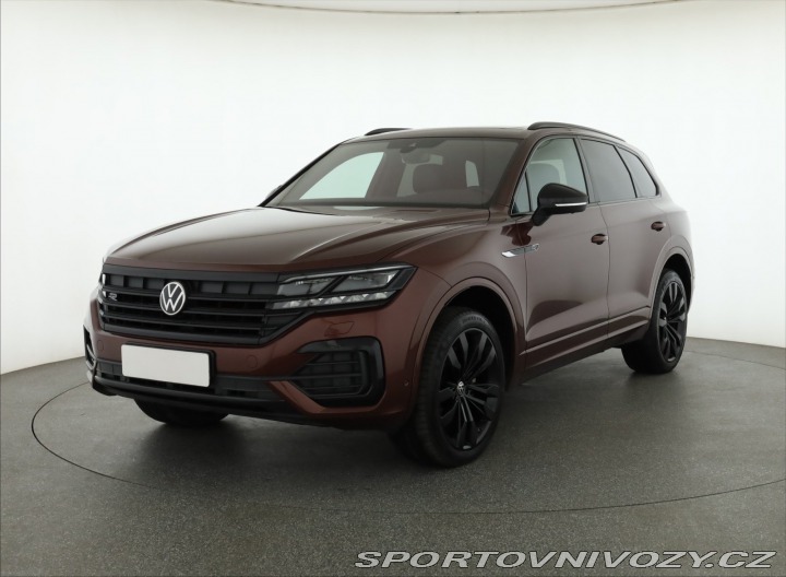 Volkswagen Ostatní modely Touareg R 3.0 TDI 2021