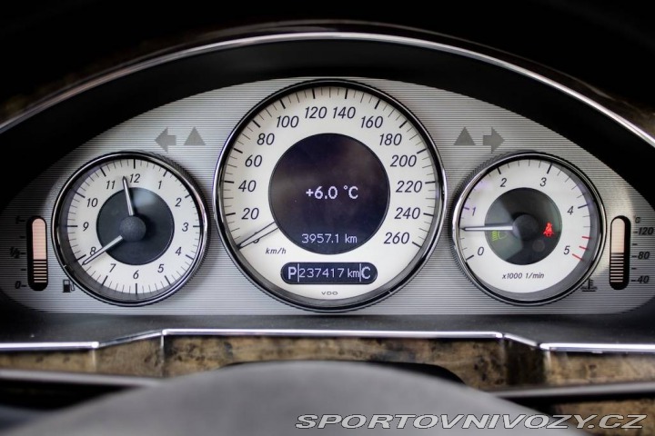 Mercedes-Benz CLS Kupé 350D /AJ NA SPLÁTKY 2010