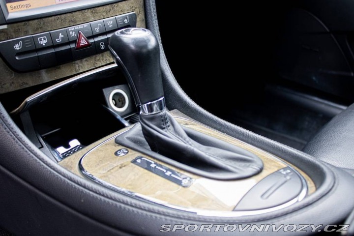 Mercedes-Benz CLS Kupé 350D /AJ NA SPLÁTKY 2010