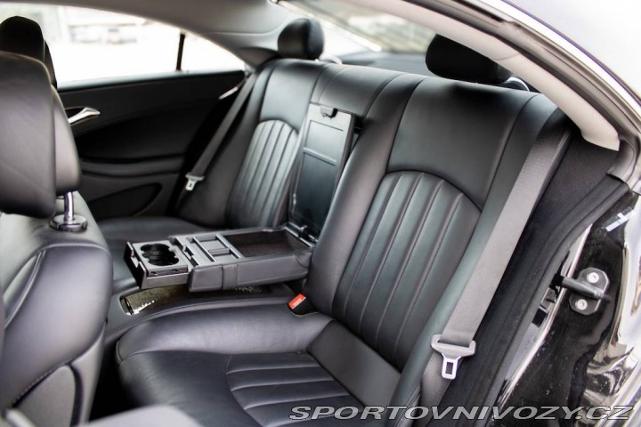 Mercedes-Benz CLS Kupé 350D /AJ NA SPLÁTKY 2010