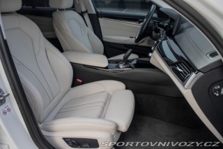 BMW 5 Touring 530d mHEV xDrive 2023