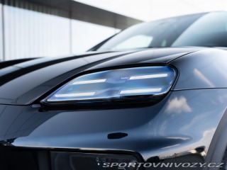 Porsche Macan 4S Electric 2024