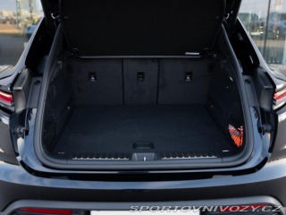 Porsche Macan 4S Electric 2024